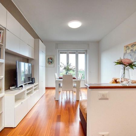 Caseospitali - Casa Park View, Ampio Trilocale Per Famiglie Sul Parco 米兰 外观 照片