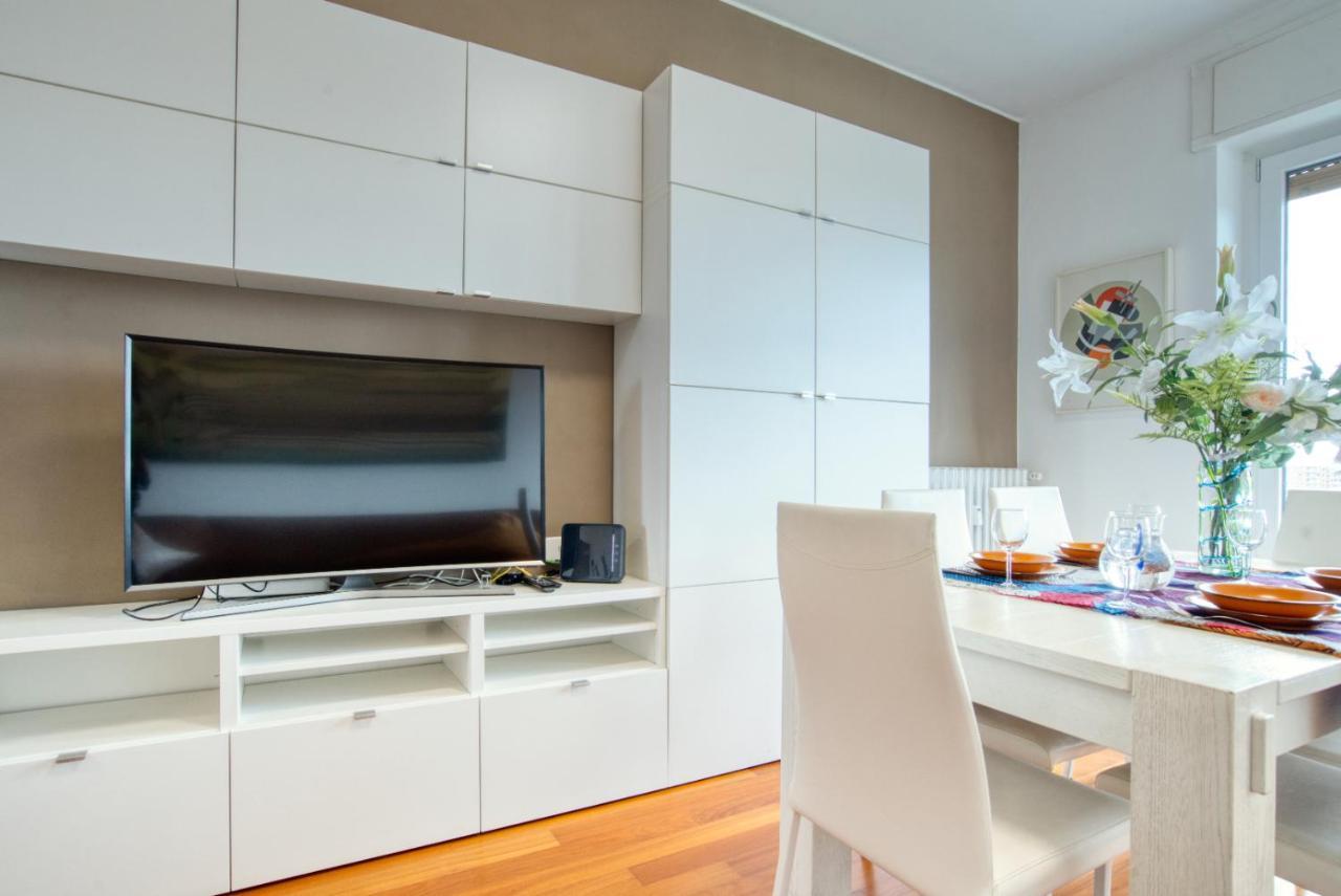 Caseospitali - Casa Park View, Ampio Trilocale Per Famiglie Sul Parco 米兰 外观 照片