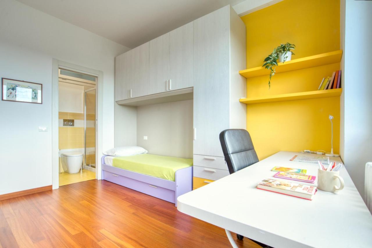 Caseospitali - Casa Park View, Ampio Trilocale Per Famiglie Sul Parco 米兰 外观 照片