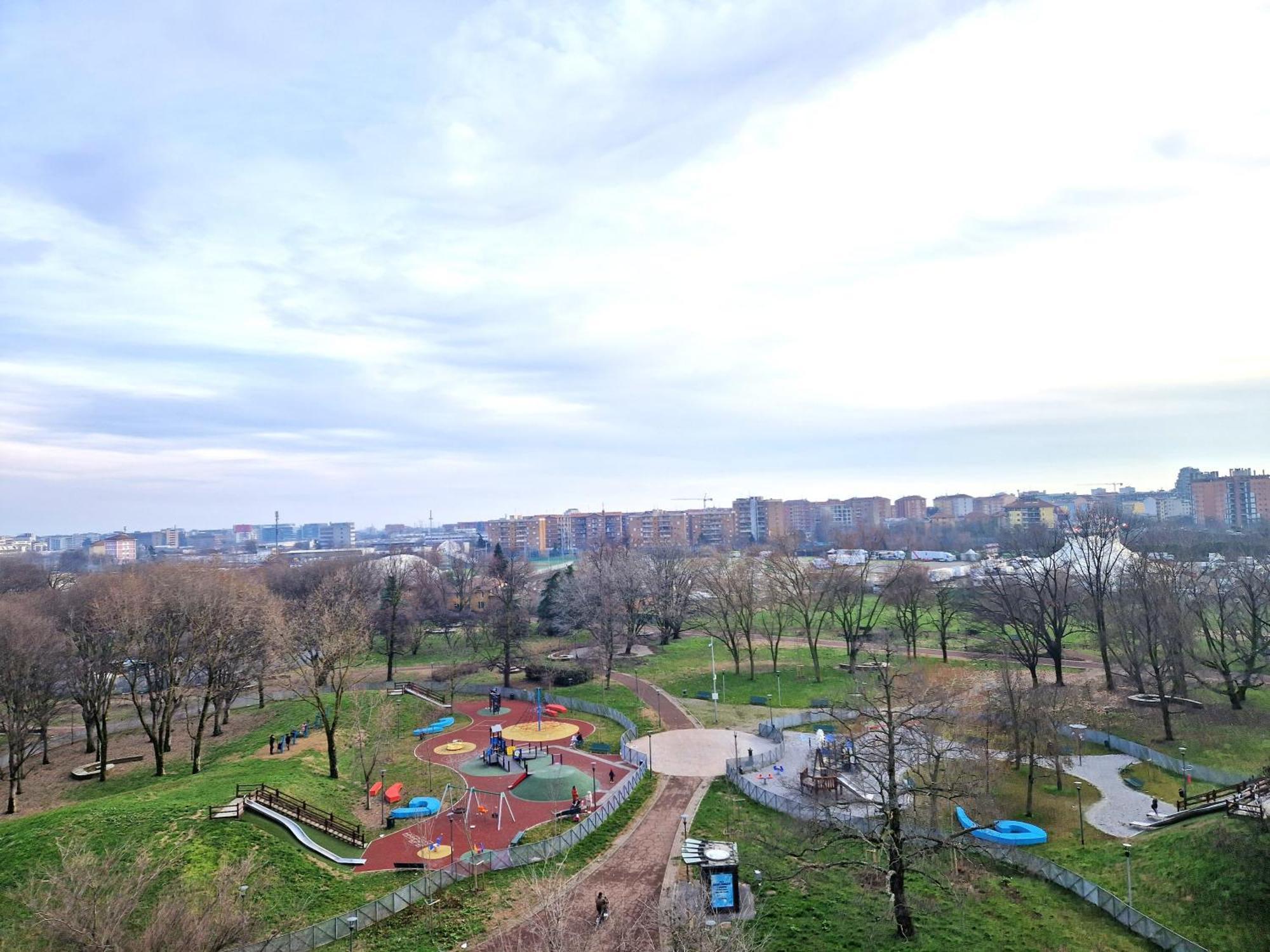 Caseospitali - Casa Park View, Ampio Trilocale Per Famiglie Sul Parco 米兰 外观 照片